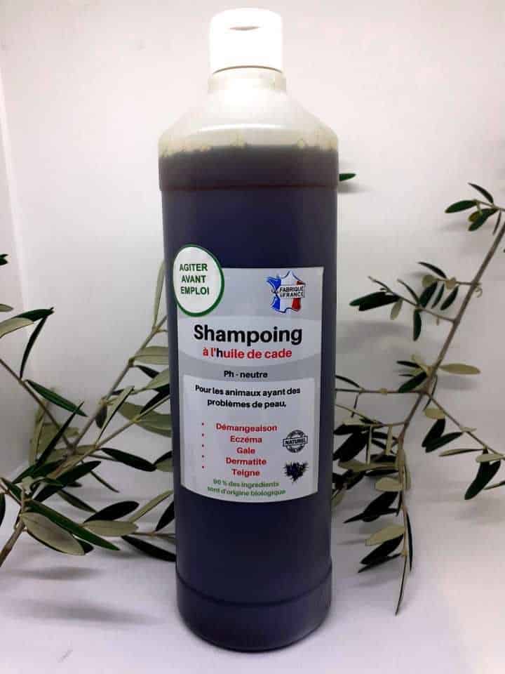 1681 Shampoing a lhuile de cade pour animaux